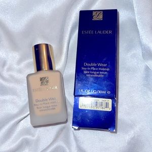 Foundation by Estée Lauder Bone 1W1
